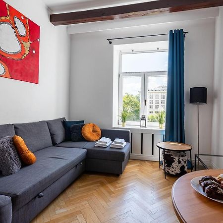 Wspolna 54A - Red - Good Apartments Varşova Dış mekan fotoğraf